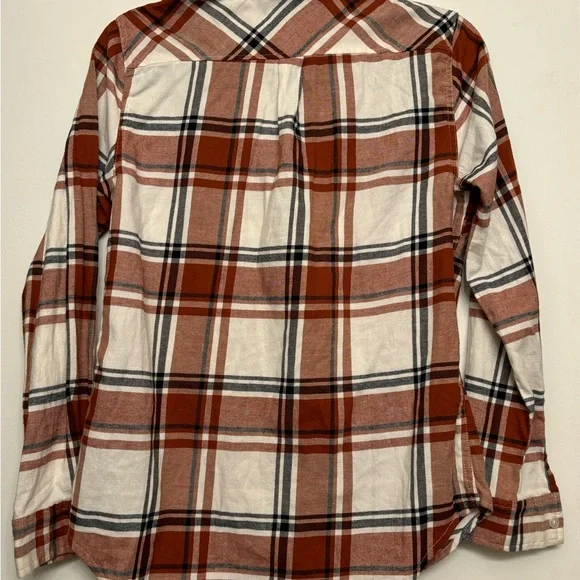 M Weatherproof Vintage Plaid Shirt in Rust and Black - Picture 4 of 5